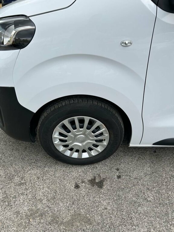 Toyota PROACE 75Kwh Icon Medium Panel Van Mwb 6Dr 7Kw Obc White #19