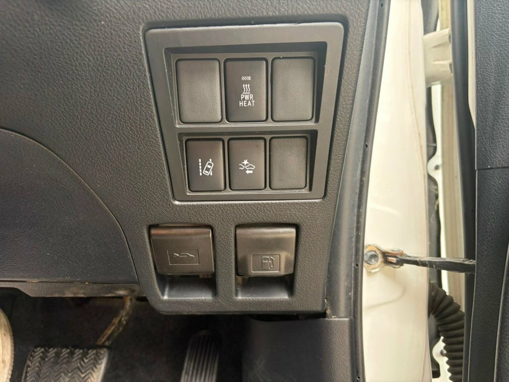 Toyota HILUX Active 2.4 D-4d Dcab Grey #37