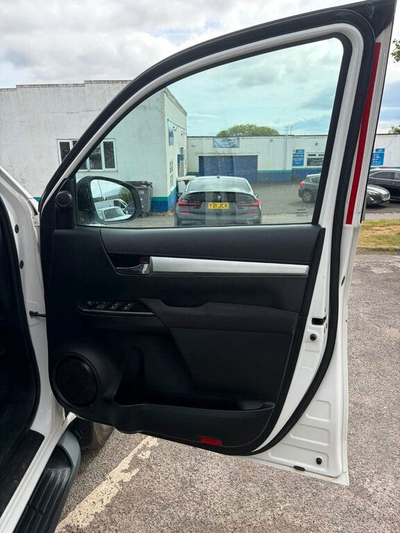 Toyota HILUX Active 2.4 D-4d Dcab Grey #34