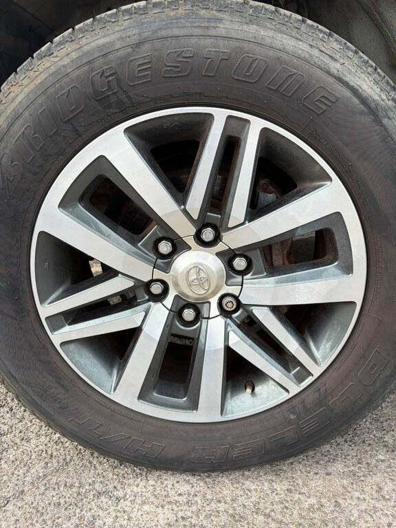 Toyota HILUX Active 2.4 D-4d Dcab Grey #19