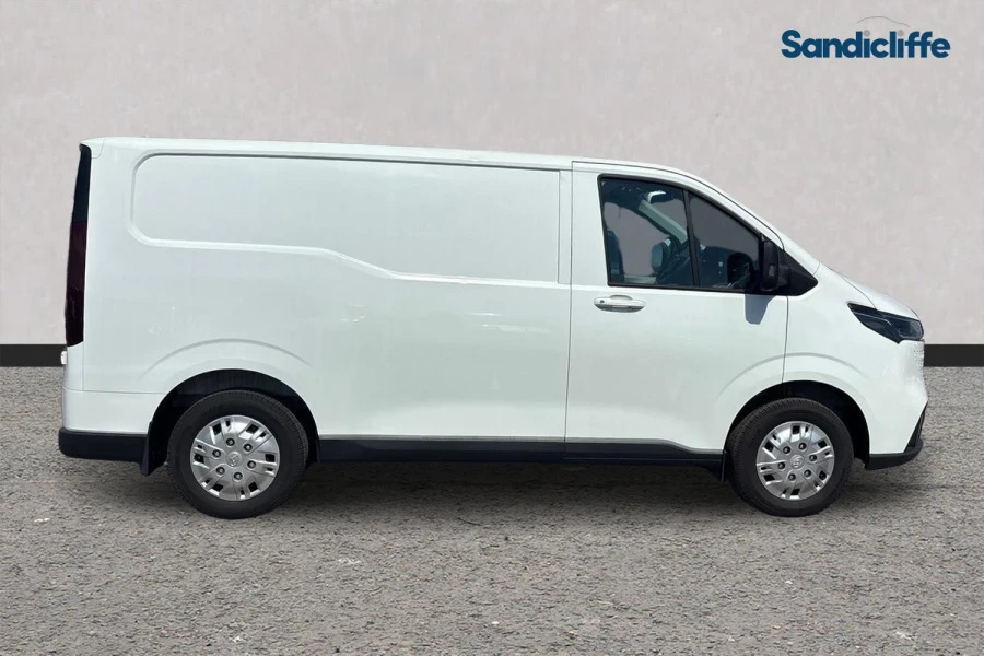 Maxus Deliver 7 Deliver 7 150Kw H1 Van 77Kwh White #3