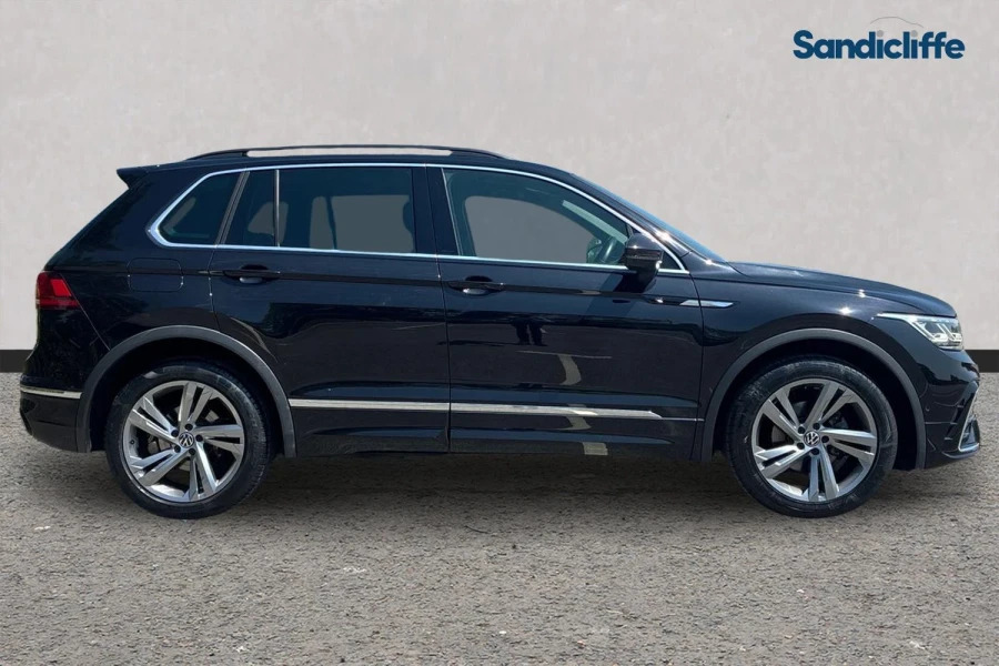 Volkswagen Tiguan Tiguan 1.5 Tsi 150 R-line Edition Dsg Estate GU72ESV Black #3