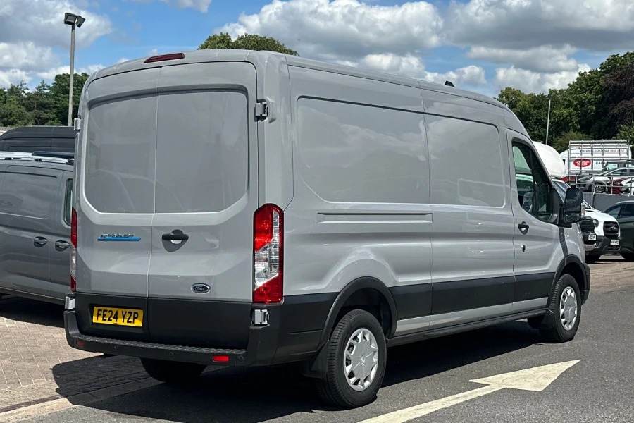 Ford Transit Custom Transit Trend Van 350 L3 68Kwh Battery 198Kwh 26 Grey #4