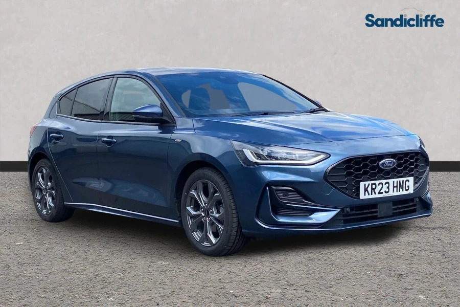 Ford Focus Focus St-line Style Estate 1.0L Ecoboost 125Ps Fwd KR23HMG Blue