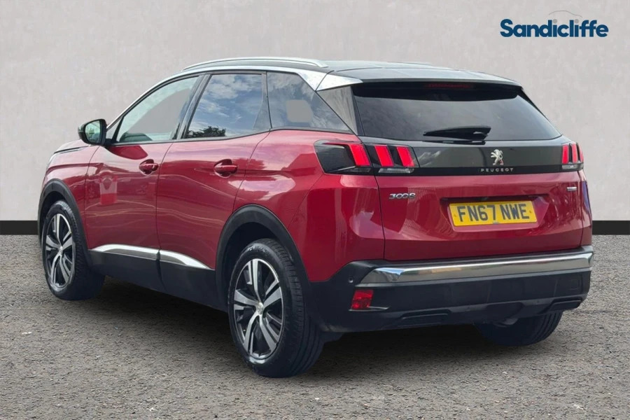 Peugeot 3008 3008 1.2 Puretech Allure Estate FN67NWE Red #6