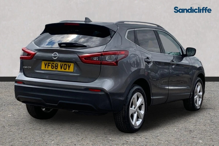 Nissan Qashqai Qashqai 1.5 Dci 115 Acenta Hatchback Grey #4
