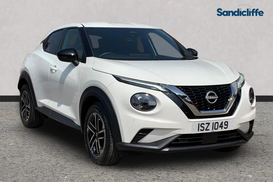 Nissan Juke Juke 1.0 Dig-t N-connecta Hatchback White