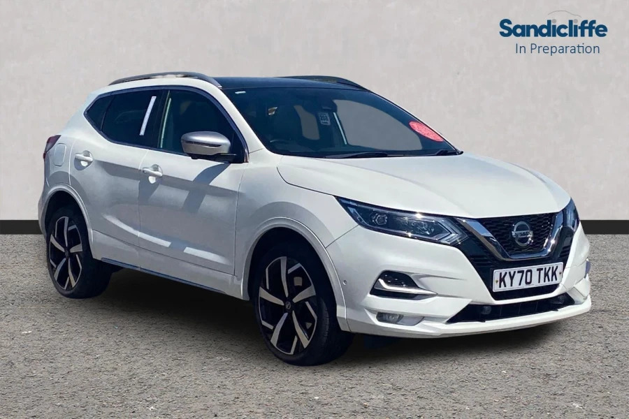Nissan Qashqai Qashqai 1.3 Dig-t Tekna Hatchback White