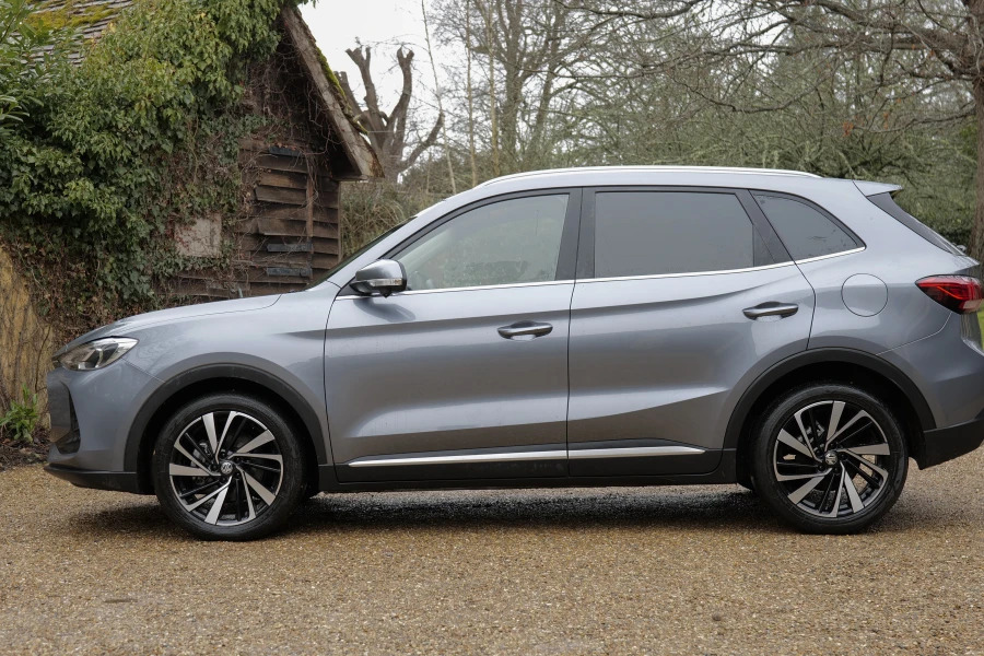 MG ZS Zs 1.5 Hybrid Trophy Hatchback White
