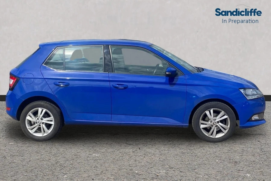 Skoda Fabia Fabia 1.0 Tsi Se Hatchback Blue #2