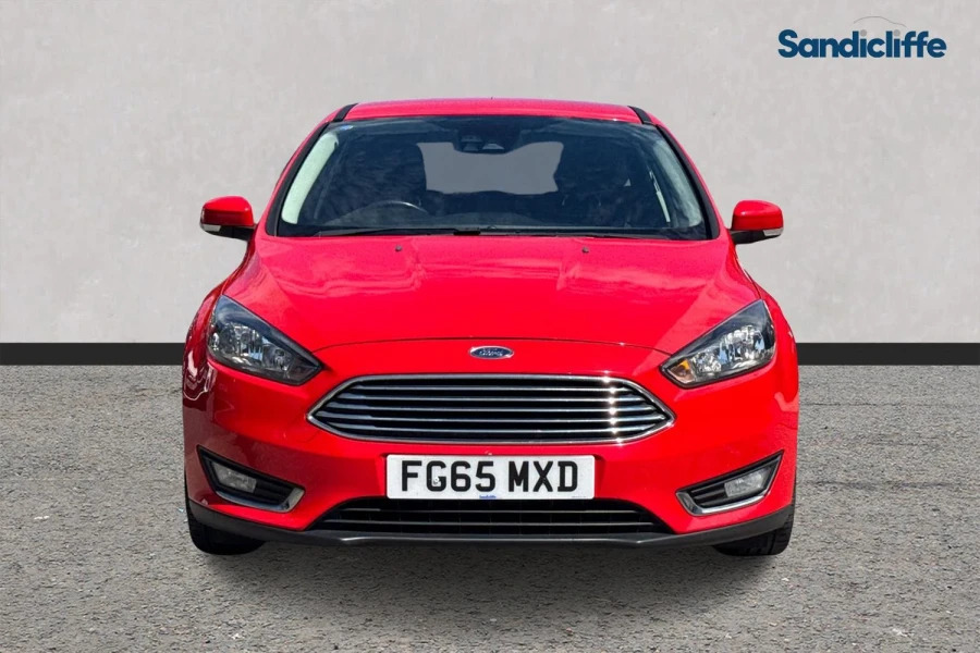 Ford Focus Focus 1.0 Titanium 6Spd 125Ps Red #2