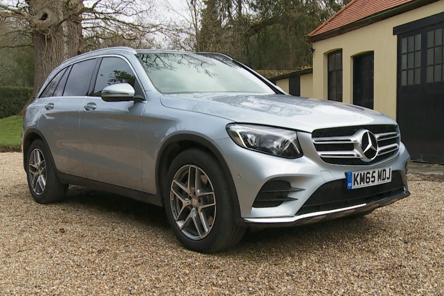 Mercedes-Benz GLC Class Glc Glc 220D 4Matic Amg Line Premium 9G-tronic Red