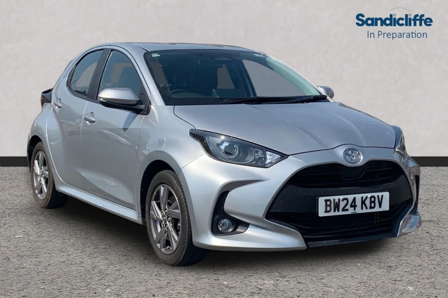 Toyota Yaris Yaris 1.5 Hybrid Icon Cvt Hatchback Silver