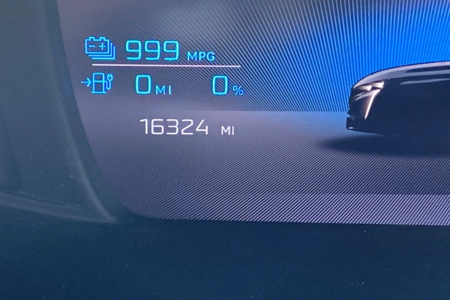Peugeot 308 308 1.6 Plug-in Hybrid 225 Gt E-eat8 Estate Grey #3