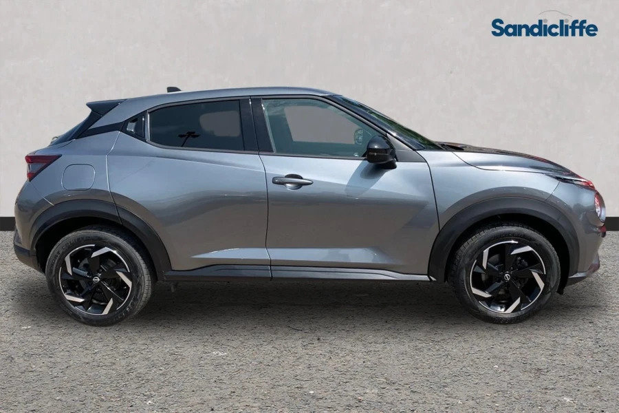 Nissan Juke Juke 1.0 Dig-t 114 N-connecta Hatchback DU24MRX Grey #3