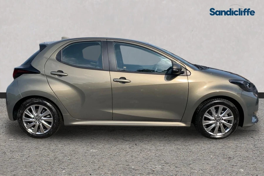 Toyota Yaris Yaris 1.5 Hybrid Icon Cvt Hatchback FP23VTG Gold #3