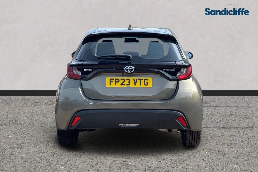 Toyota Yaris Yaris 1.5 Hybrid Icon Cvt Hatchback FP23VTG Gold #5