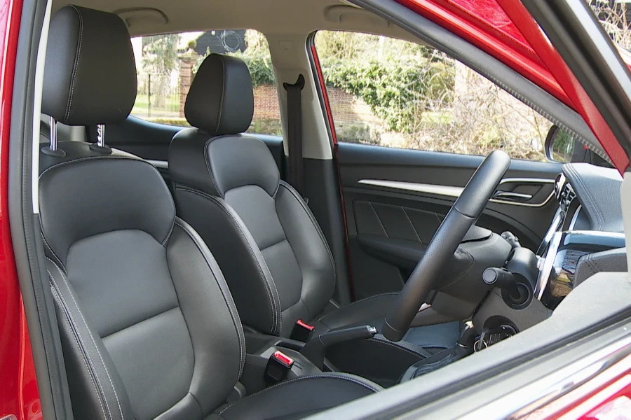 MG ZS Mg3 1.5 Hybrid Se Hatchback Black #4