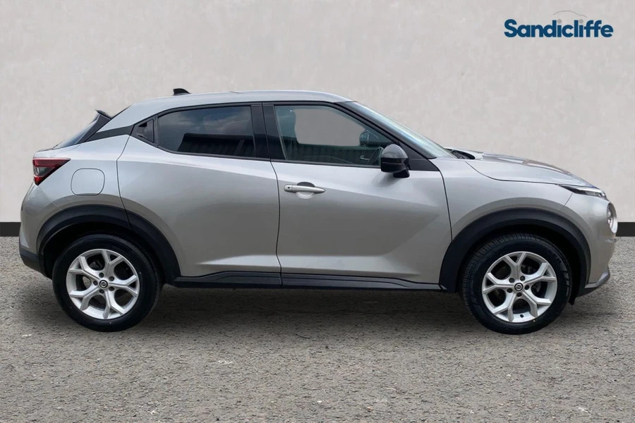 Nissan Juke Juke 1.0 Dig-t N-connecta Hatchback WG20HFZ Silver #3