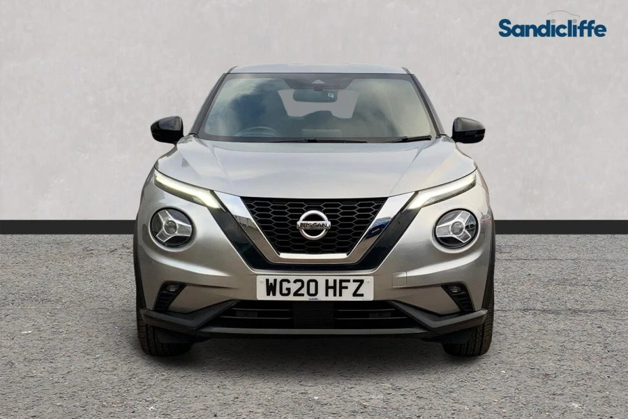 Nissan Juke Juke 1.0 Dig-t N-connecta Hatchback WG20HFZ Silver #2