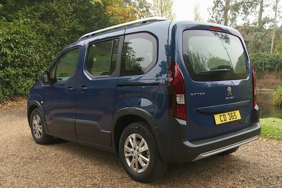 Peugeot Rifter Rifter 1.5 Bluehdi 100 Active 7 Seats Estate White #2