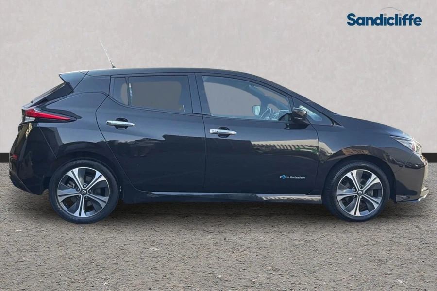 Nissan Leaf Leaf 160Kw E Tekna 62Kwh Hatchback Black #3