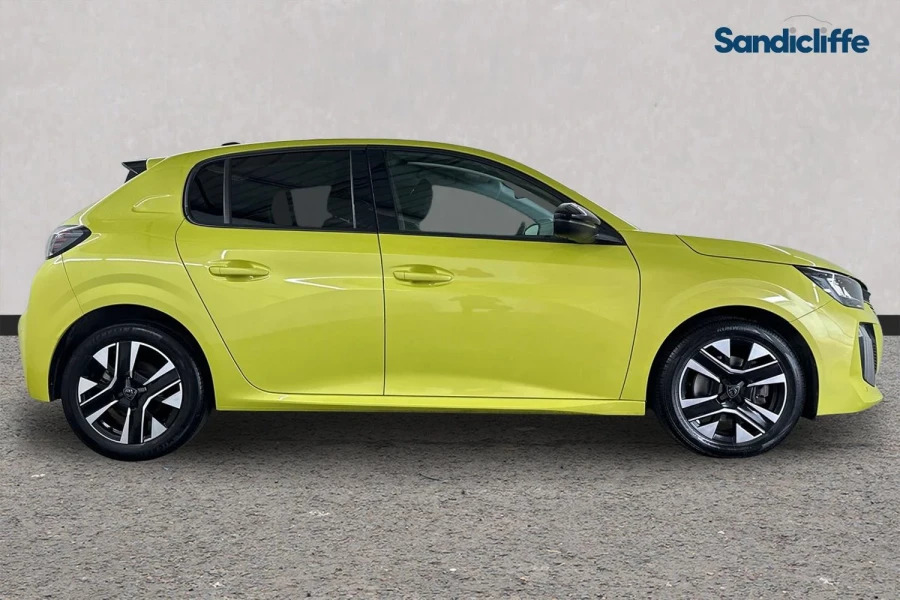Peugeot 208 208 1.2 Puretech 100 Allure Hatchback KS74EPJ Yellow #3