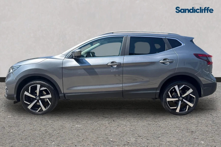 Nissan Qashqai Qashqai 1.3 Dig-t Tekna Hatchback Grey #6
