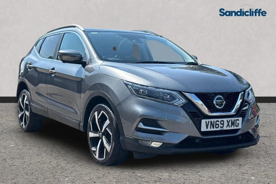 Nissan Qashqai Qashqai 1.3 Dig-t Tekna Hatchback Grey