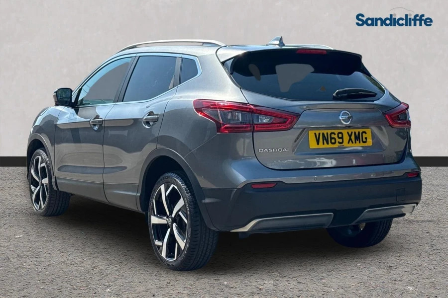 Nissan Qashqai Qashqai 1.3 Dig-t Tekna Hatchback Grey #5