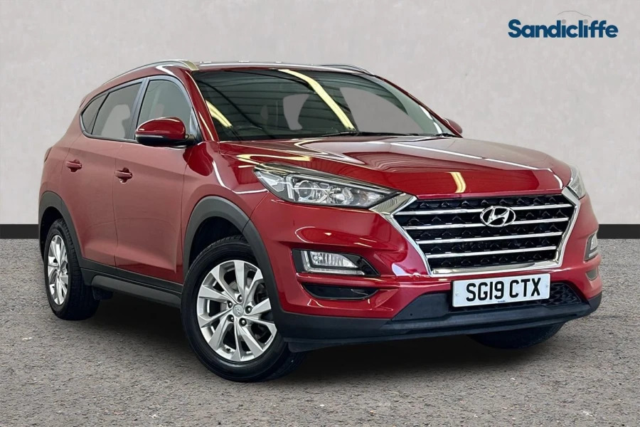 Hyundai Tucson Tucson 1.6 Gdi Se Nav 2Wd Estate SG19CTX Red
