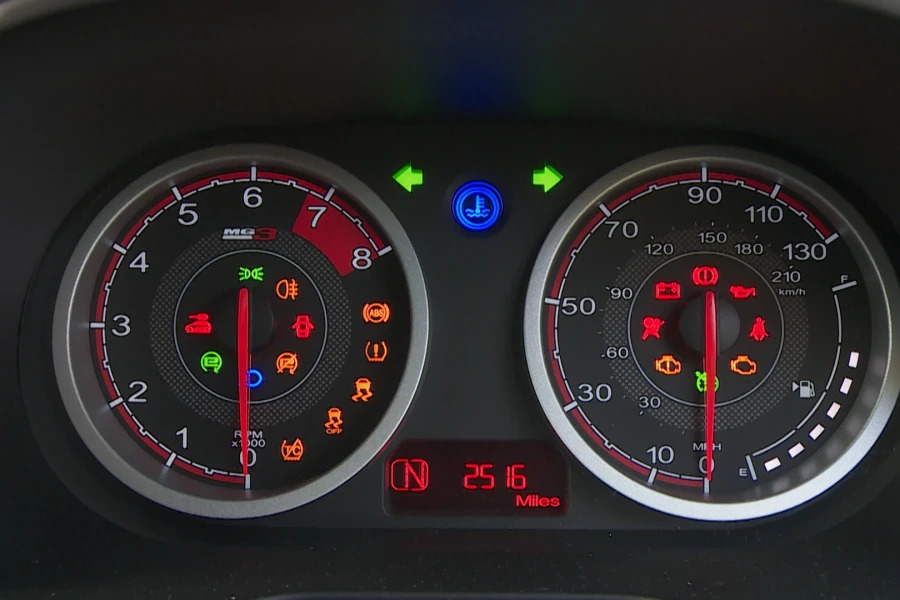 MG MG3 Mg3 1.5 Vti-tech Exclusive Navigation Hatchb Black #6
