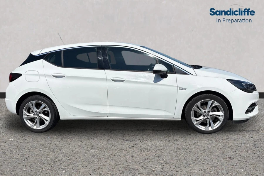 Vauxhall Astra Hatchback Black #2