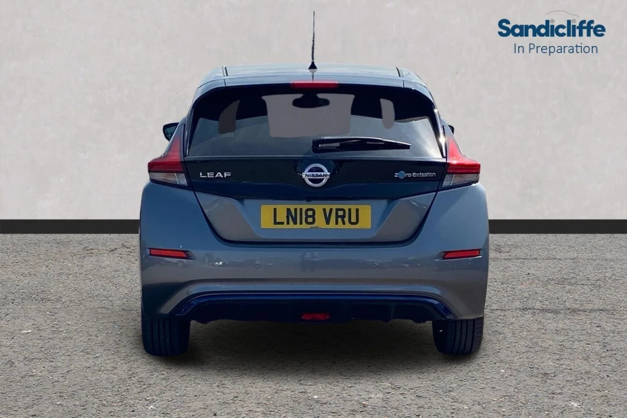 Nissan Leaf Leaf 110Kw Tekna 40Kwh Hatchback Grey #3