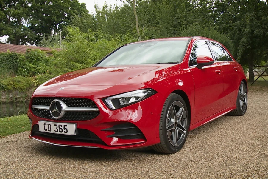 Mercedes-Benz A Class A Class A200 Amg Line Executive Hatchback GX72RCO White #2