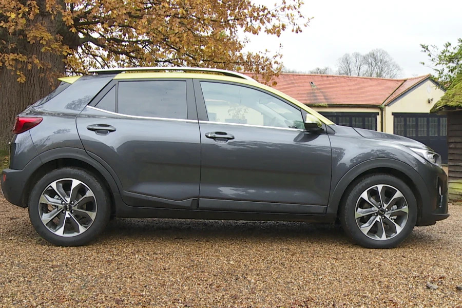 Kia Stonic 1.0T Gdi 4 Red #1