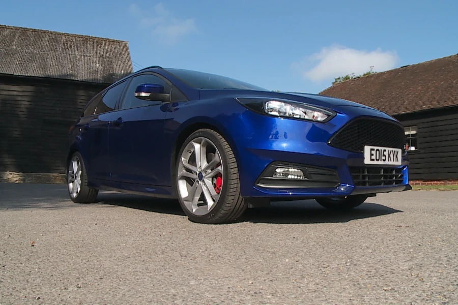 Ford Focus Focus 2.0 Ecoboost S6 St-3 6Spd 250Ps LP67STP Grey #3