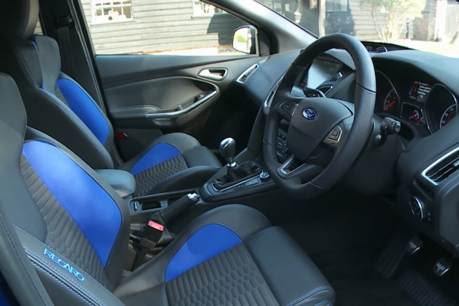 Ford Focus Focus 2.0 Ecoboost S6 St-3 6Spd 250Ps LP67STP Grey #2