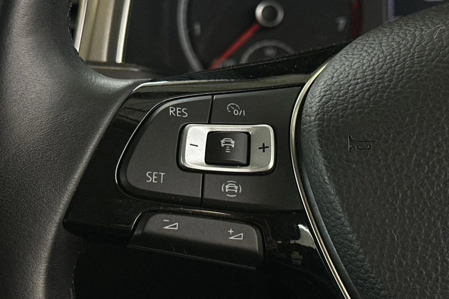Volkswagen T-Roc Hatchback Silver #22