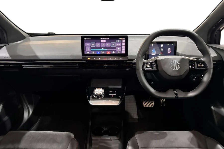 MG MG4 150Kw Se Nav Ev Long Range 64Kwh White #11