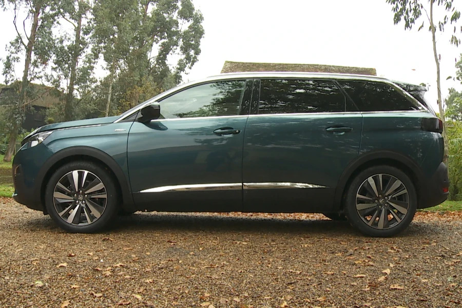 Peugeot 5008 5008 1.2 Puretech Gt Eat8 Estate Black