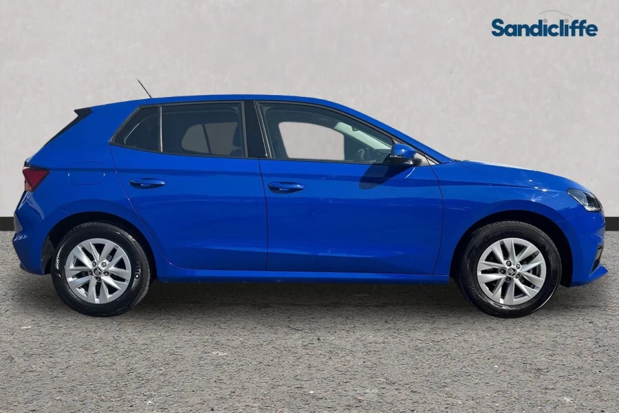 Skoda Fabia Fabia 1.0 Mpi 80 Se Comfort Hatchback Blue #3