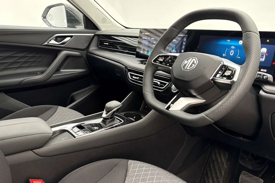 MG HS Hs 1.5 T-gdi Hybrid Se Hatchback White #5