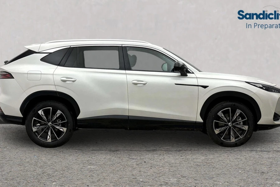 MG HS Hs 1.5 T-gdi Hybrid Se Hatchback White #2