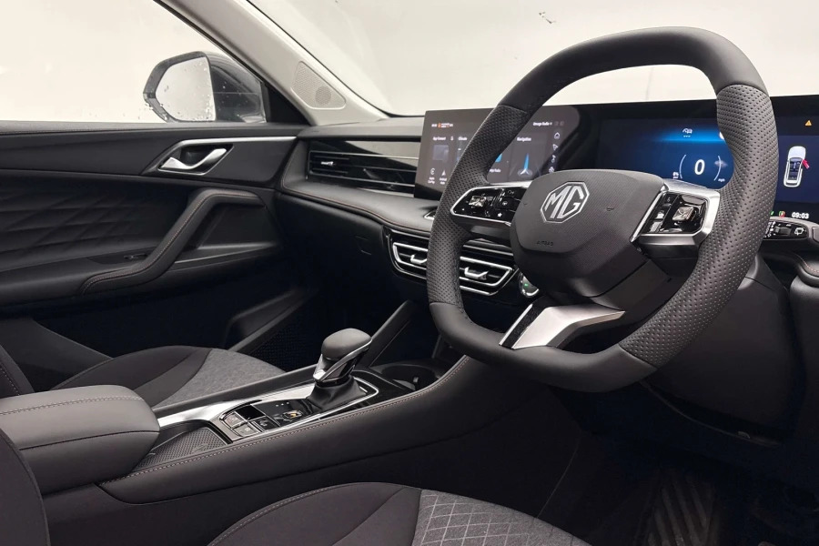 MG HS Hs 1.5 T-gdi Hybrid Se Hatchback White #6