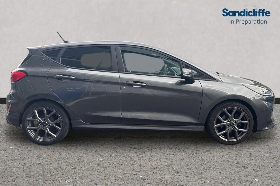 Ford Fiesta Titanium 1.0 100Ps Black #2