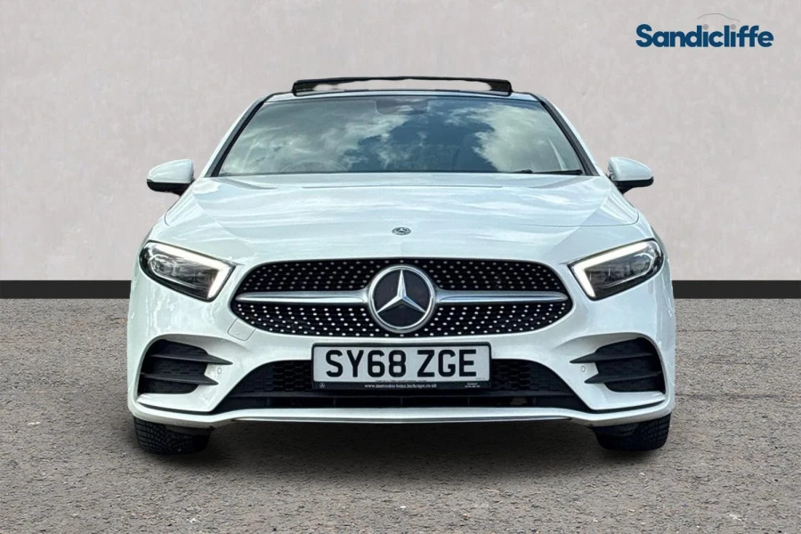 Mercedes-Benz A Class A Class A250 4Matic Amg Line Premium Plus White #2
