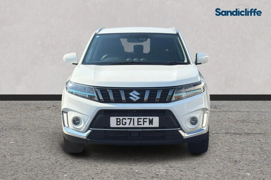 Suzuki Vitara Vitara 1.4 Boosterjet 48V Hybrid Sz-t Estate White #2