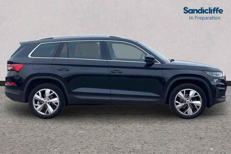 Skoda Kodiaq Kodiaq 1.5 Tsi Se L Executive Dsg 7 Seat Est EK24NEF Black #2