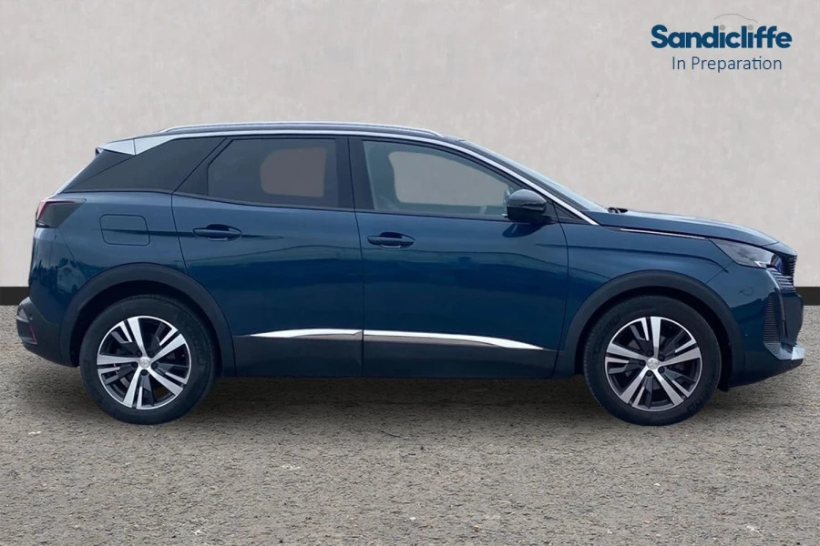 Peugeot 3008 3008 1.5 Bluehdi Allure Premium Eat8 Estate WV23UMW Blue #2